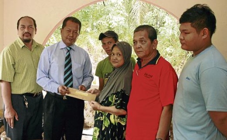 SOCSO Helps Mother Who Lost Her Source Of Income After Son Died In Accident